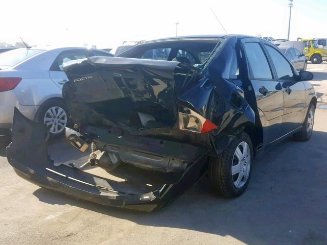 1FAFP34N37W153630 - 2007 FORD FOCUS ZX4 BLACK photo 4