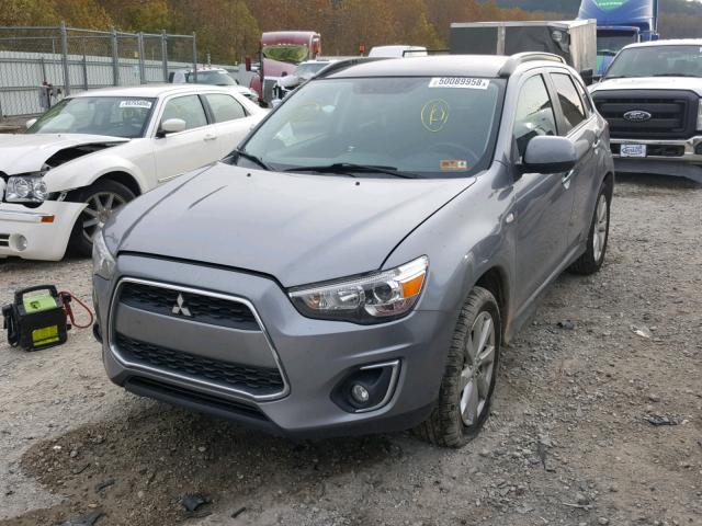 4A4AR4AU4EE013212 - 2014 MITSUBISHI OUTLANDER SILVER photo 2