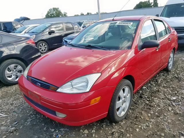 1FAFP38322W202009 - 2002 FORD FOCUS ZTS RED photo 2