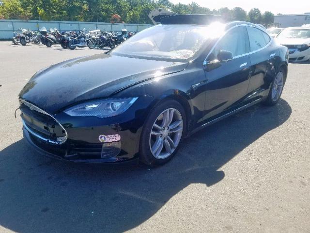 5YJSA1E24GF122085 - 2016 TESLA MODEL S أسود صورة 2