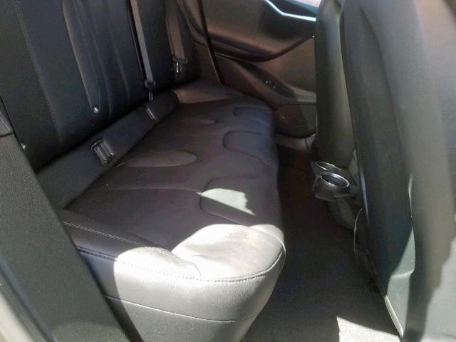 5YJSA1E24GF122085 - 2016 TESLA MODEL S أسود صورة 6