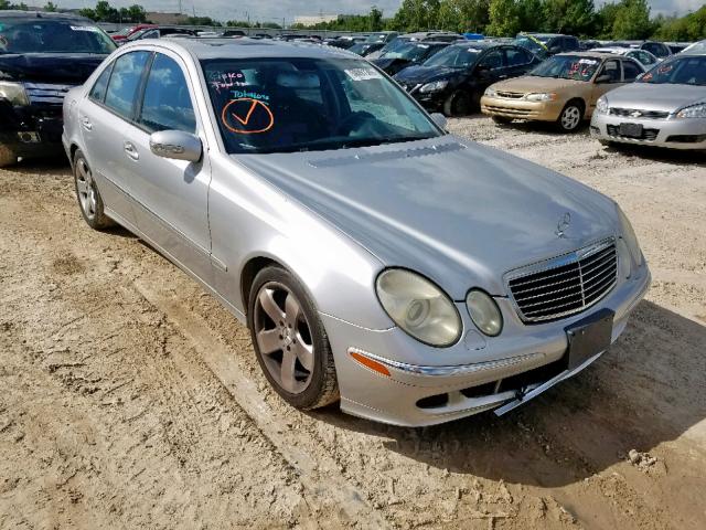 WDBUF65JX4A527594 - 2004 MERCEDES-BENZ E 320 SILVER photo 1