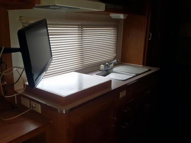 1UJBJ02KXY1JB0155 - 2000 JAYCO KIWI WHITE photo 8