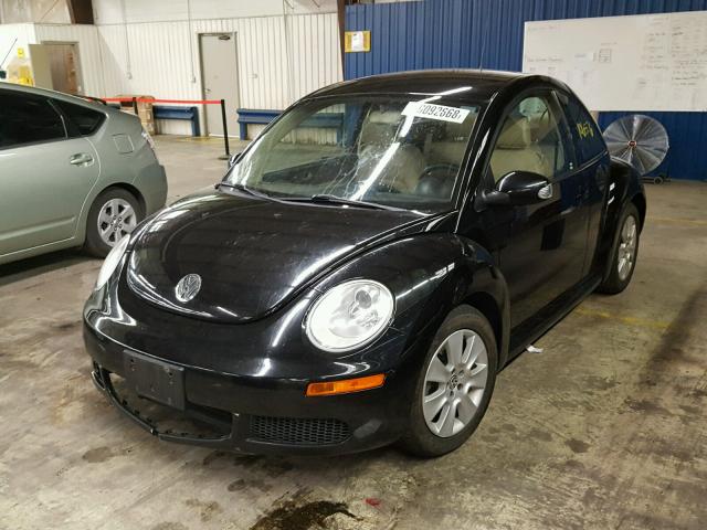 3VWPW31C28M523131 - 2008 VOLKSWAGEN NEW BEETLE BLACK photo 2