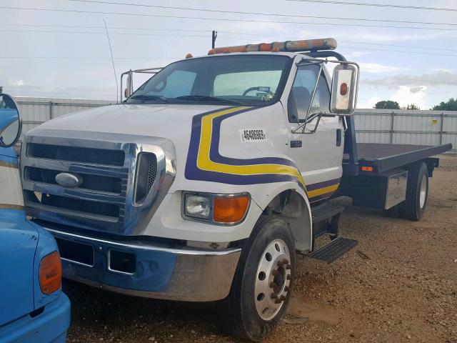 3FRWF65F47V423483 - 2007 FORD F650 SUPER WHITE photo 2