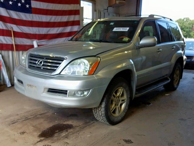 JTJBT20X550079520 - 2005 LEXUS GX 470 SILVER photo 2