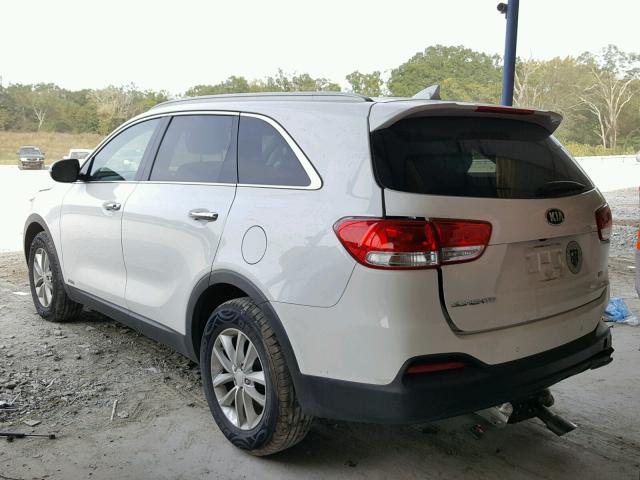 5XYPGDA31GG045754 - 2016 KIA SORENTO LX WHITE photo 3