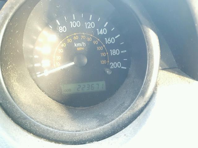 KL1TJ62654B149875 - 2004 CHEVROLET AVEO LS YELLOW photo 8