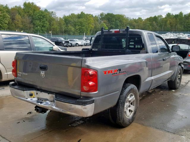 1D7HW42K16S716741 - 2006 DODGE DAKOTA SLT GRAY photo 4