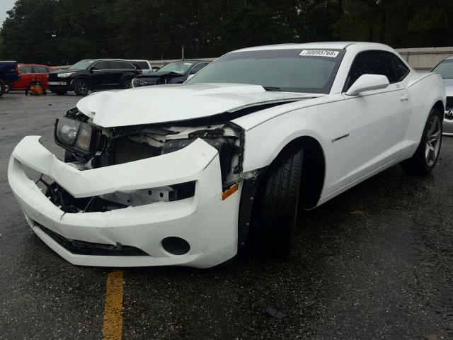 2G1FE1EVXA9224852 - 2010 CHEVROLET CAMARO LS WHITE photo 2