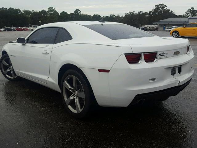 2G1FE1EVXA9224852 - 2010 CHEVROLET CAMARO LS WHITE photo 3