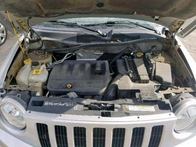 1J4NF4FB9AD649420 - 2010 JEEP COMPASS SP SILVER photo 7