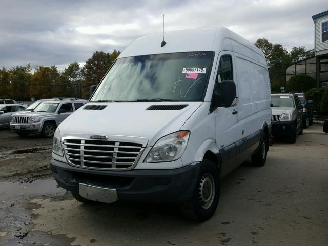 WDYPE7CC3D5733137 - 2013 FREIGHTLINER SPRINTER 2 WHITE photo 2