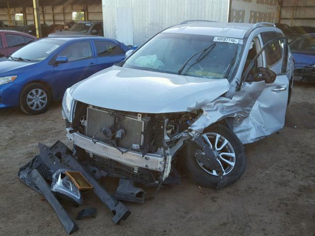 5N1AR2MN3GC660016 - 2016 NISSAN PATHFINDER SILVER photo 2