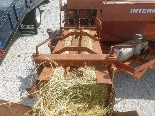 0030098U001263 - 1980 INTERNATIONAL HARVESTER RED photo 6