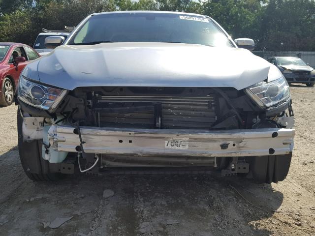 1FAHP2E82HG105284 - 2017 FORD TAURUS SEL SILVER photo 9