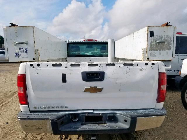 1GCEC14C87Z607468 - 2007 CHEVROLET SILVERADO WHITE photo 6