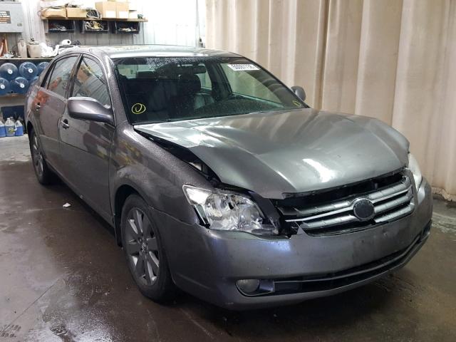 4T1BK36B55U008944 - 2005 TOYOTA AVALON XL GRAY photo 1