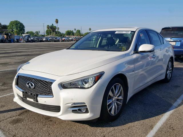 JN1EV7AP8GM300547 - 2016 INFINITI Q50 PREMIU WHITE photo 2