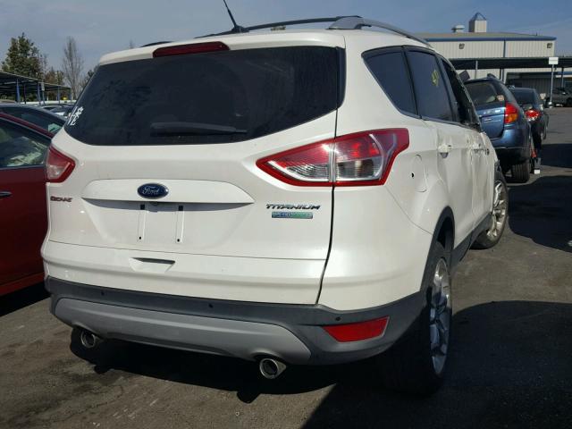 1FMCU0J97DUA59328 - 2013 FORD ESCAPE TIT WHITE photo 4