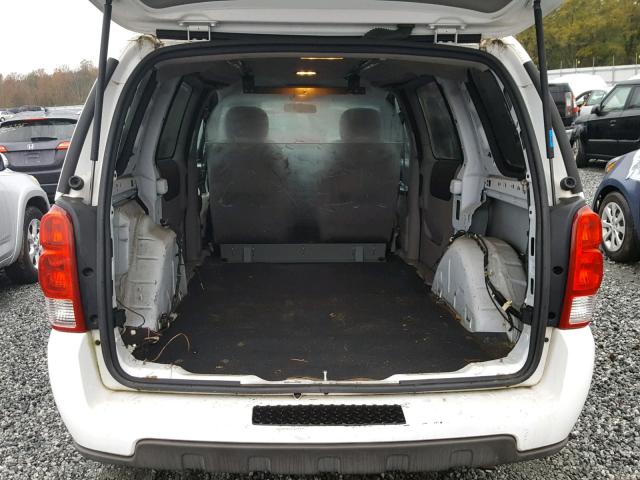 1GBDV13L66D138050 - 2006 CHEVROLET UPLANDER I WHITE photo 9