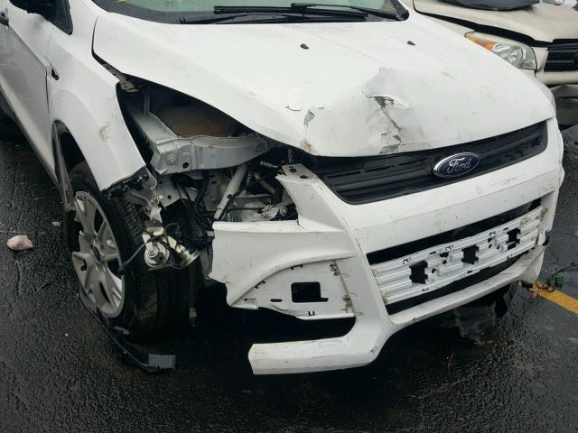 1FMCU0F7XFUA93659 - 2015 FORD ESCAPE S WHITE photo 9