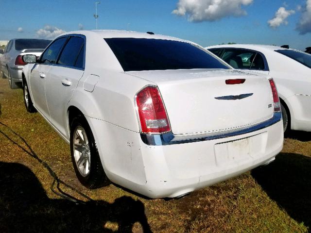 2C3CCAAG9EH200534 - 2014 CHRYSLER 300 WHITE photo 3