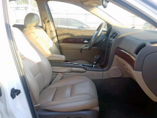 1LNHM87A92Y617286 - 2002 LINCOLN LS თეთრი ფოტო 5