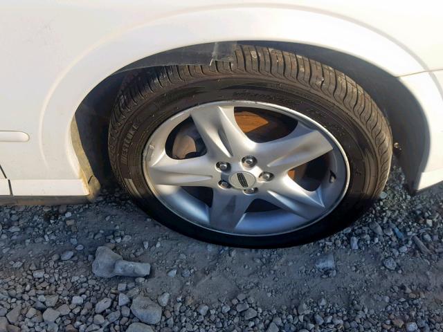 1LNHM87A92Y617286 - 2002 LINCOLN LS თეთრი ფოტო 9