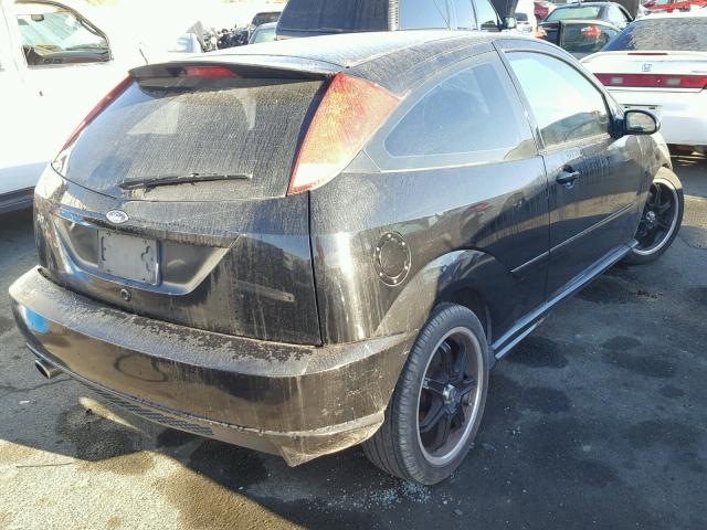 3FAHP39583R173127 - 2003 FORD FOCUS SVT BLACK photo 4