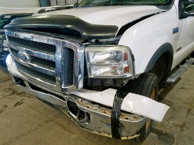 1FTWX31P85EB23381 - 2005 FORD F350 SRW S WHITE photo 9