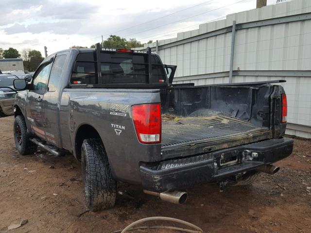 1N6AA06BX6N557503 - 2006 NISSAN TITAN XE GRAY photo 3