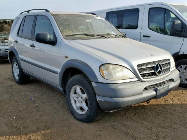 4JGAB54E6WA036338 - 1998 MERCEDES-BENZ ML 320 SILVER photo 1