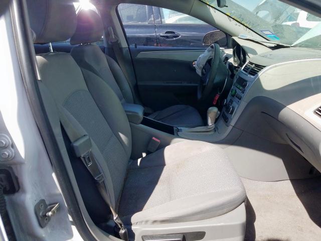 1G1ZC5EU3BF394450 - 2011 CHEVROLET MALIBU 1LT WHITE photo 5