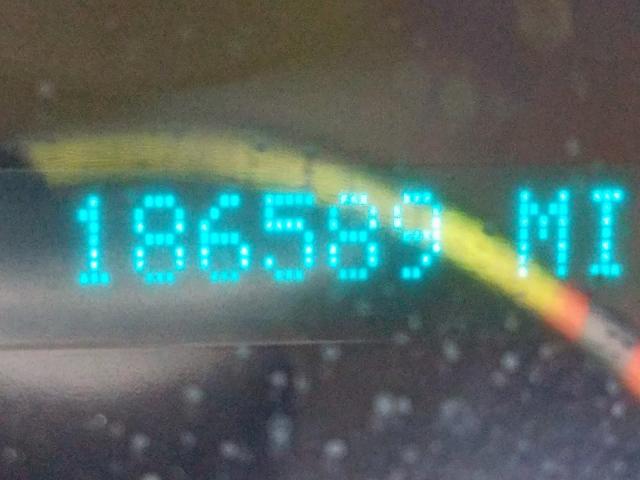 1G1ZC5EU3BF394450 - 2011 CHEVROLET MALIBU 1LT WHITE photo 8