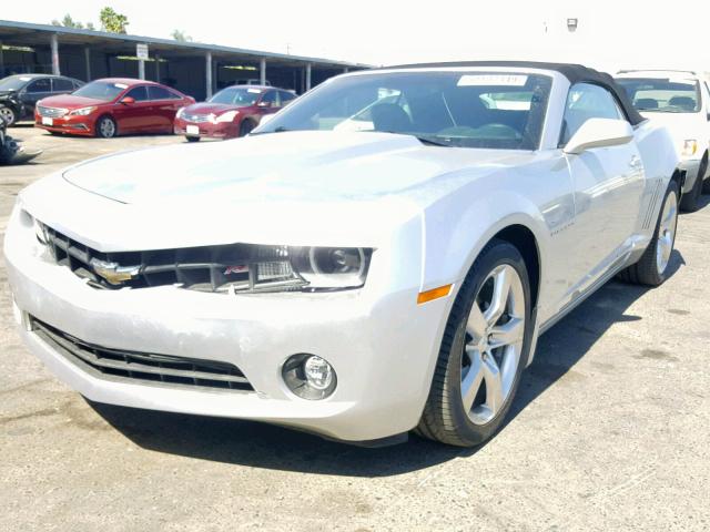 2G1FC3DDXB9213068 - 2011 CHEVROLET CAMARO LT 银色 照片 2