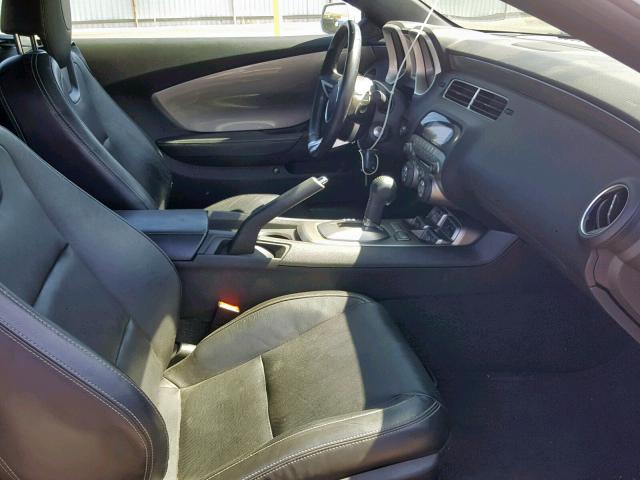 2G1FC3DDXB9213068 - 2011 CHEVROLET CAMARO LT 银色 照片 5