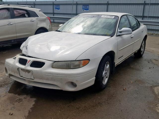 1G2WK52J92F267780 - 2002 PONTIAC GRAND PRIX WHITE photo 2