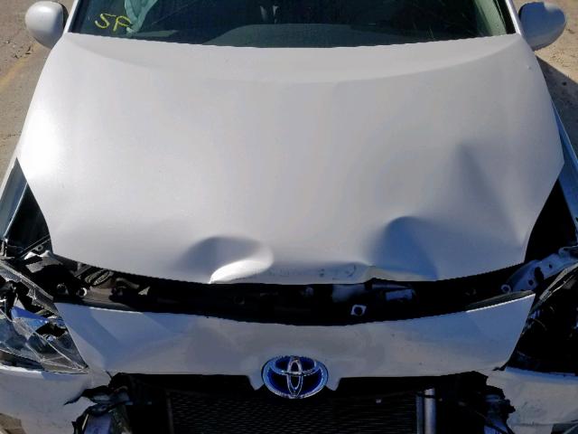 JTDKN3DU6F0434456 - 2015 TOYOTA PRIUS WHITE photo 7