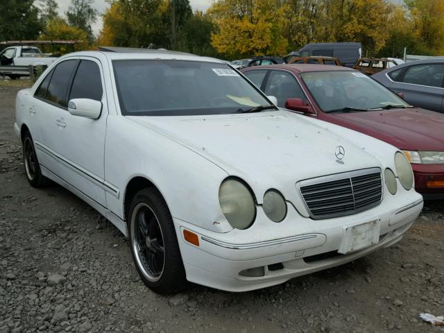 WDBJF65J0YA968630 - 2000 MERCEDES-BENZ E 320 WHITE photo 1