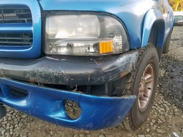 1B7GG22X9YS701989 - 2000 DODGE DAKOTA BLUE photo 9