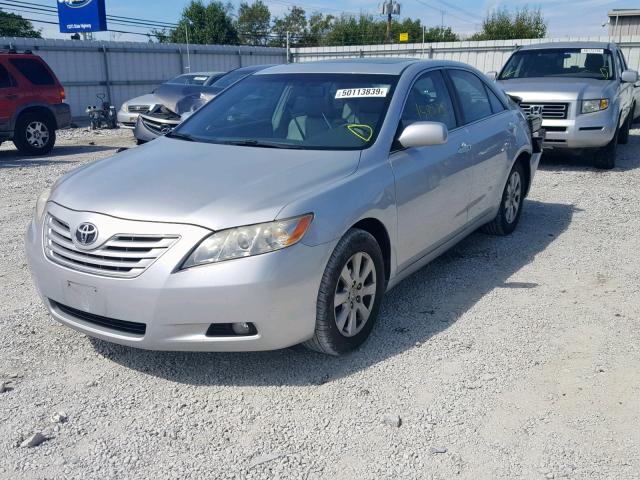 4T1BK46K57U547721 - 2007 TOYOTA CAMRY NEW SILVER photo 2