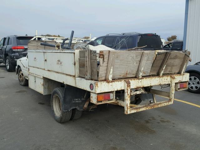 JT5VN94T6K0000471 - 1989 TOYOTA PICKUP WHITE photo 3