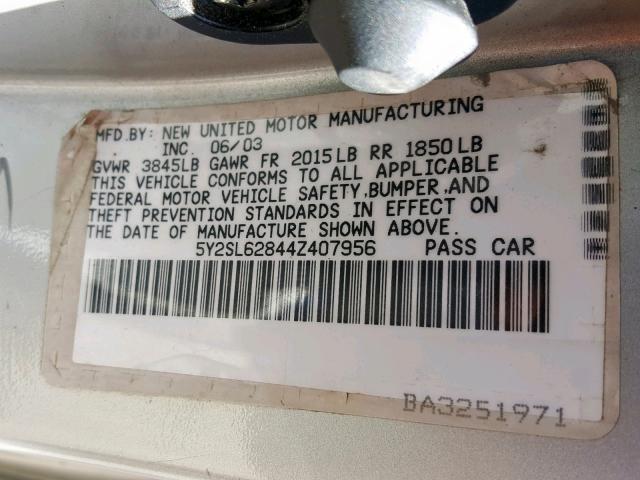 5Y2SL62844Z407956 - 2004 PONTIAC VIBE SILVER photo 10