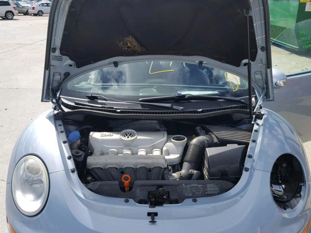 3VWRF31Y29M404159 - 2009 VOLKSWAGEN NEW BEETLE 蓝色 照片 7