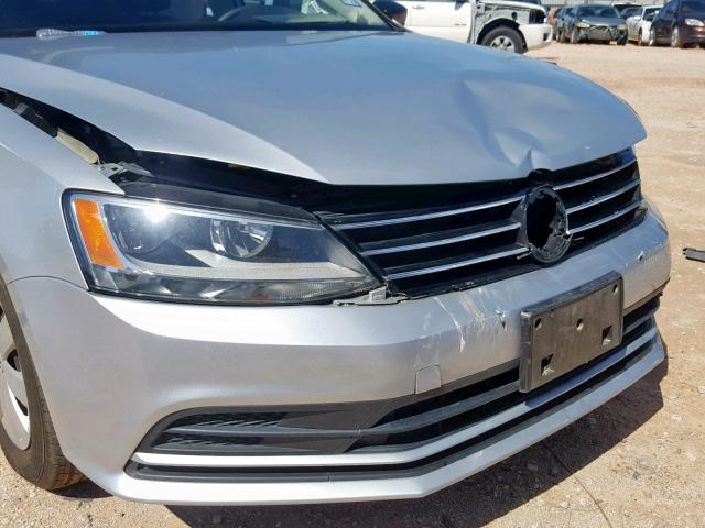 3VW2K7AJ8FM303954 - 2015 VOLKSWAGEN JETTA BASE SILVER photo 9