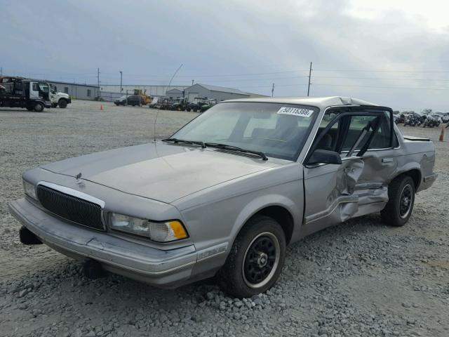 1G4AG55M9S6457541 - 1995 BUICK CENTURY SP SILVER photo 2
