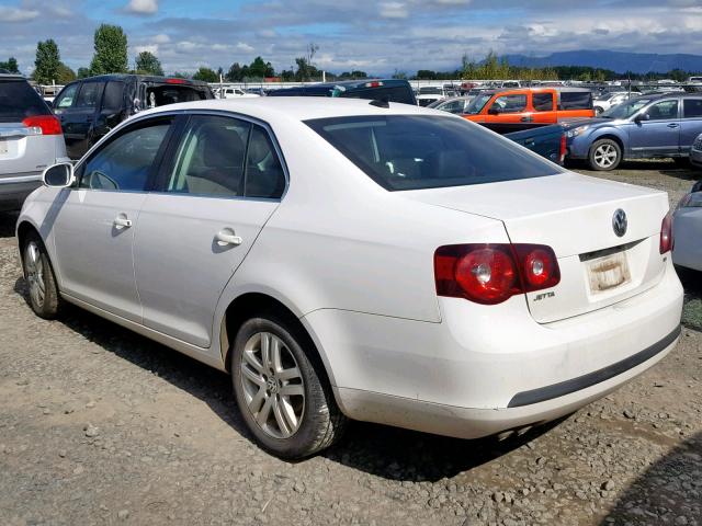 3VWAL7AJ1AM121661 - 2010 VOLKSWAGEN JETTA TDI WHITE photo 3