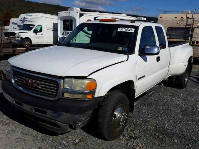 1GTJK39G12E288374 - 2002 GMC NEW SIERRA WHITE photo 2