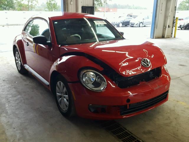 3VWFP7AT3DM644406 - 2013 VOLKSWAGEN BEETLE RED photo 1